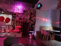 -樱花里音乐餐吧·牛扒椰子鸡(东圃店)