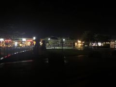 -亚龙湾中心广场