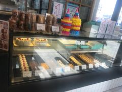 零售区-Dough&Joe团憩(瑞虹天地月亮湾店)