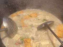 -陈大锅·岳阳鱼馆·地道岳阳菜(美食街店)