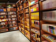 -新华书店(永安路店)
