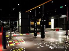 -VLines耀能运动24小时·月付制健身(京广桥店)