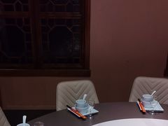 -乔家小院•非遗驴肉•本地小海鲜(滨河路店)