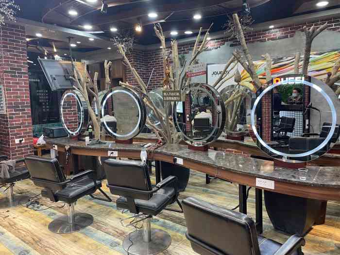 嘉琪造型(政法大学店)-"【项目】染发新学期新发色 漂了两次 出.