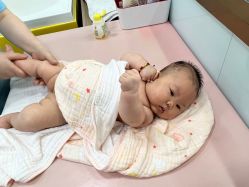 -鱼乐贝贝婴幼儿水育馆(高桥红坊店)