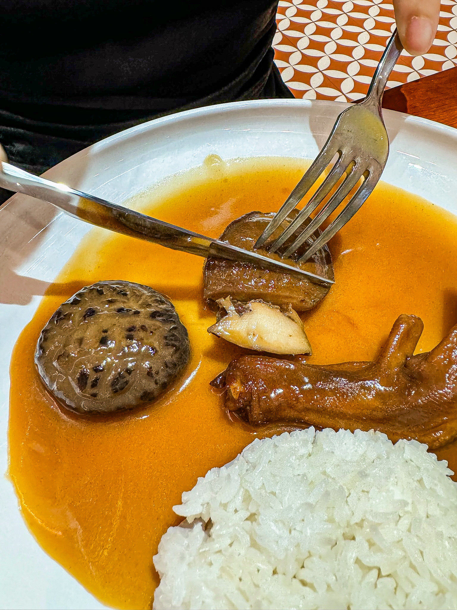 摊牌了!人均不过百就能吃到阿一鲍鱼!