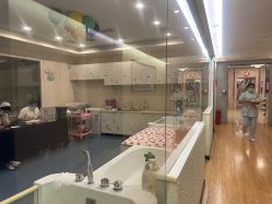 -卓玥国际月子会所(罗山路店)