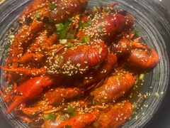 -肥肥虾庄·金牌油焖大虾(首义路店)