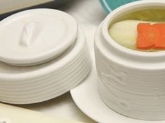 -顺峰海鲜酒楼(省府店)