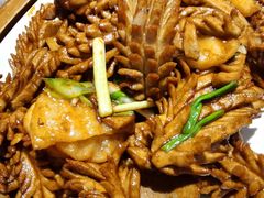 爆炒腰花-闫府私房菜·百年鲁菜(恒隆店)
