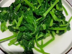 清炒豌豆尖-雲蜀龙阁·金牌水煮鱼(方庄店)