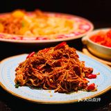 吃地道新疆菜的又一好去处👉🏻迷迭巷