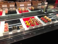 -Salon de The de Joel Robuchon(外滩18号店)