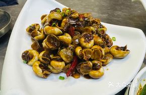 Sauce-Braised Water Chestnuts