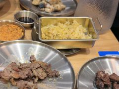 -青瓦餐厅·生鱼片·韩园烤肉(西塔店)