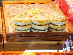 老婆饼红豆-钟楼大面包
