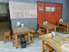 -陇上全荟兰州传统牛肉面(延吉路店)