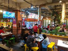 大堂-钢管厂歆瑞源油卤串串香(春熙路太古里店)