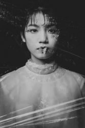 -现代经典婚纱摄影