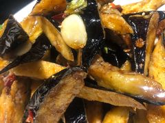 风味茄子-梅飞酒家(名辉豪庭店)