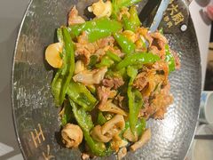 -费大厨辣椒炒肉(高铁吾悦广场店)