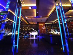 -异次元·LIGHT HOUSE·美食酒廊·休闲露台