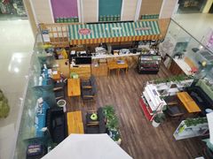 -鲁邦国际风情街(麦世达韩国精品百货店)