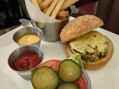 -db Bistro & Oyster Bar by Daniel Boulud(滨海湾金沙店)