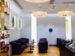 -VENCHI 闻绮(上海佛罗伦萨小镇店)