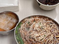 -正宗杨记普洱酸醋米线(总店)
