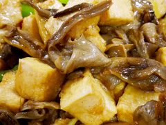 -天天向上素食餐厅(五台山店)