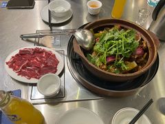-胡须佬鸡煲四季火锅店(石厦西村直营店)