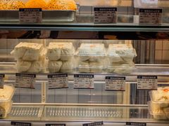 面包甜点陈列柜-白玉兰食品甜凤店(合生汇店)