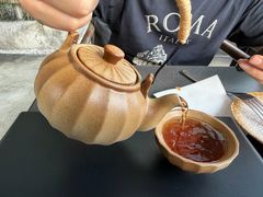 滇红玫瑰乳扇拿铁-FOOOO CITY CLUB 孚乐里音乐西餐酒吧(悠方店)