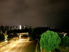 -南京眼步行桥