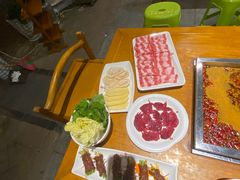 -小牛叔鲜切牛肉·火锅·烤肉自助(公济桥路店)