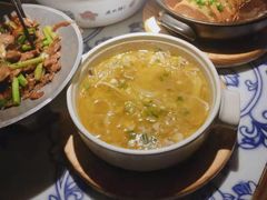 -卢大鲜鱼头捞饭(美利广场店)