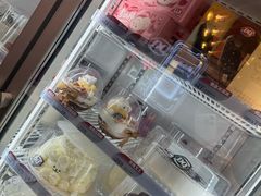 -DQ·蛋糕·冰淇淋(大宁国际商业广场店)
