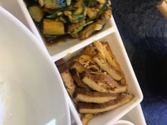 -黔阿牛菌汤牛肉粉全牛火锅(喷水池店)