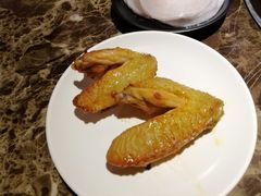 秘制烤鸡翅-猪啊牛呀羊啊铜盘烤肉(正大广场店)