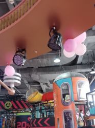 -欧酷世界动力星球(王府井奥莱UP TOWN店)