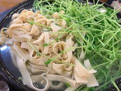 -丽虹云南过桥米线(兴工街店)