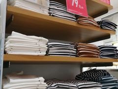 -优衣库(上海虹口龙之梦店)