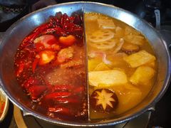 -湊湊火锅·茶憩(新中关购物中心店)