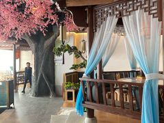 -荷塘秋月·本帮江浙菜(国权路店)