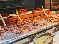 -锤头鲨毛肚海鲜烤肉自助餐厅(国购广场店)