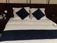 -蓝蔻酒店(深圳东站布吉万象汇店)