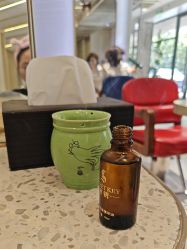 -PE SALON