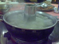 越是简单越能长久-潮泰牛肉火锅 · 创于1992年(车公庙店)