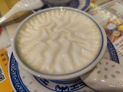 -广信牛奶甜品世家(台东店)